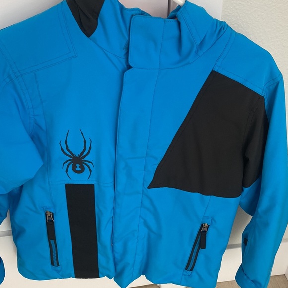 Ski jacket - Picture 3 of 9